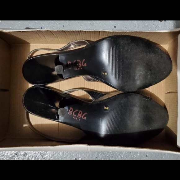 BCBG Croc Slingback Heels - Picture 4 of 6